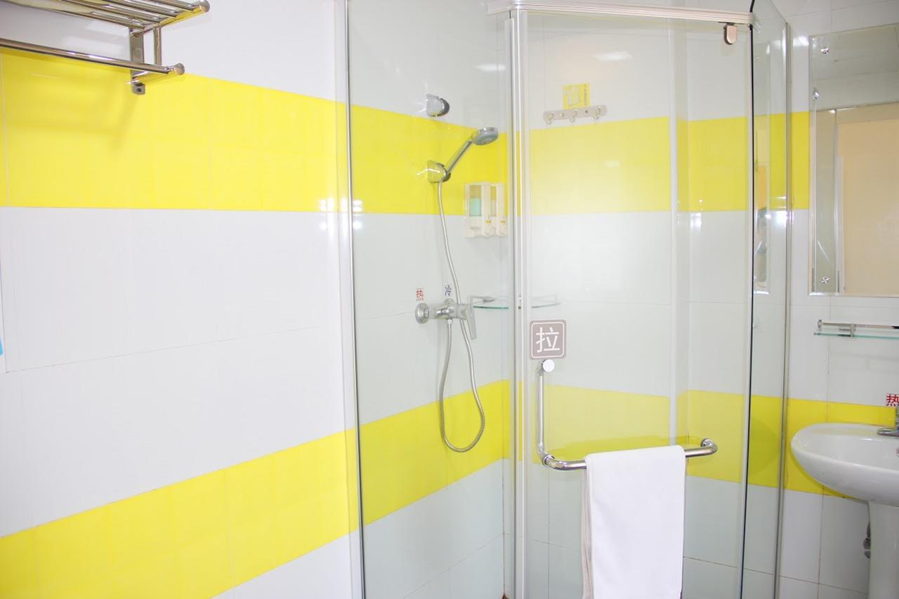 7Days Inn Chenzhou Rucheng Luyang Avenue Buitenkant foto